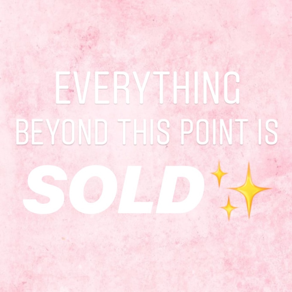 Thank you for seeing my Closet!💕 Happy poshing!